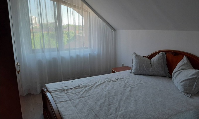 Oradea Villa | Comfort Double Room near Shopping Center