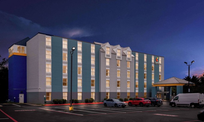 Staunton Hotel | Comfort Inn & Suites Staunton