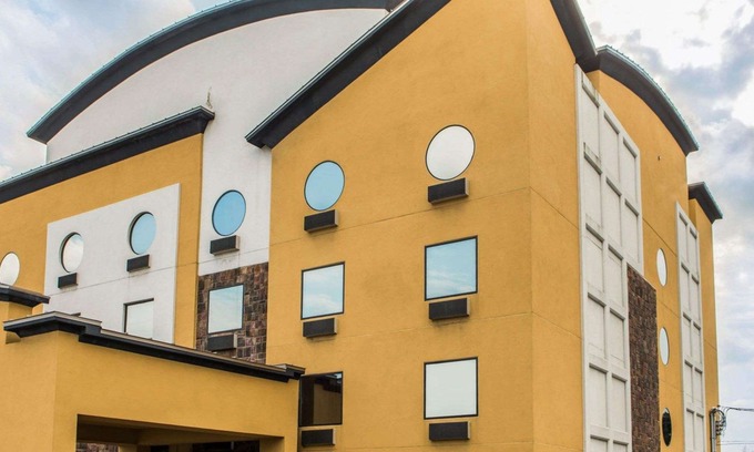 Monroeville Hotel | Comfort Suites Monroeville