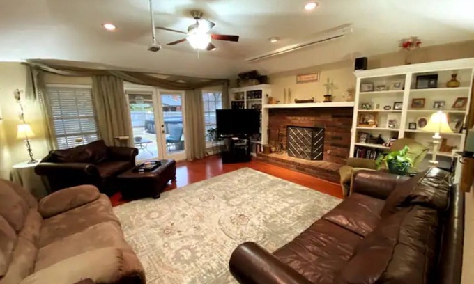 South Tulsa House | Comfortable 4 bedroom home in South Tulsa