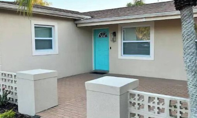 Terrace Park House | Comfortable 4 bedroom house with pool