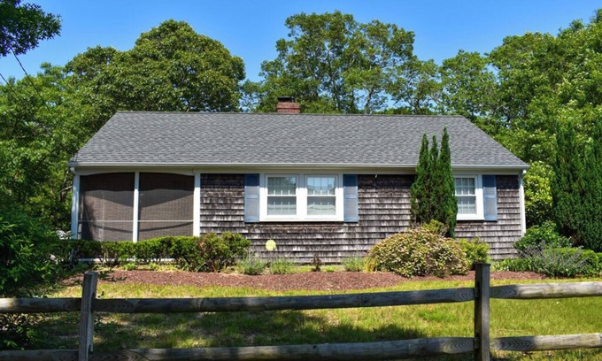 West Dennis House | Comfortable, Cape Cod home is the perfect place to unwind this summer