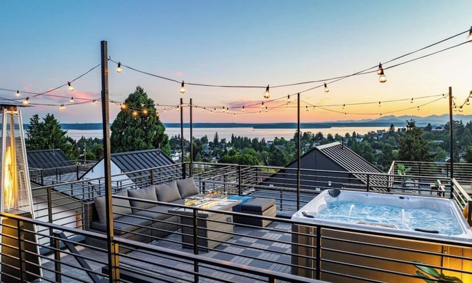 Genesee House | Comfortable Home in the Heart of West Seattle
