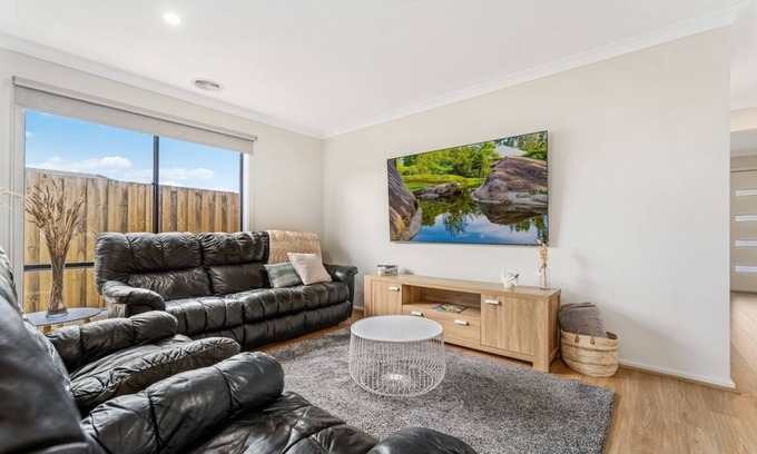 Bonshaw House | Comfortable Living, Bonshaw