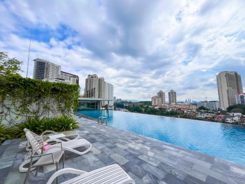 Sri Hartamas Apartment | Comfy 2 Pax Suite Mont Kiara Explore KL