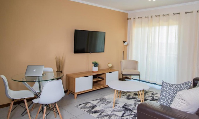 Greater Johannesburg Metropolitan Area Apartment | Comfy 2bed 2bath in a Secure golf estate WIFI