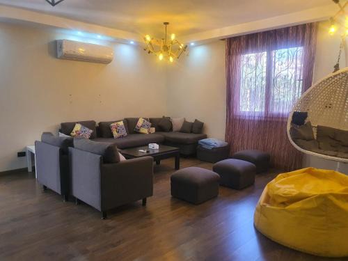 Al Rehab Apartment | Comfy Home