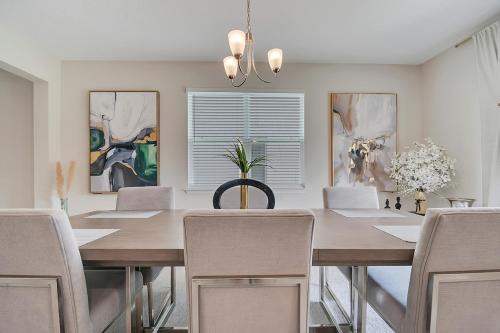 West Haven House | Comfy Home Near Disney