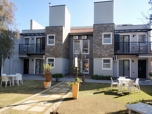 Merlo Apartment | Complejo Entre Marte y La Luna