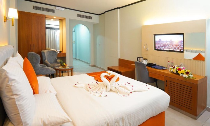 Al Mankhool Hotel | Concorde Palace Hotel