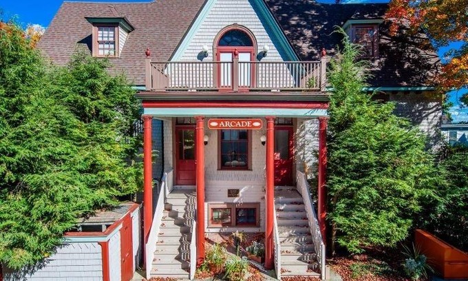 Chautauqua Condo | Condo ∙ 2 bedrooms ∙ 6 guests
