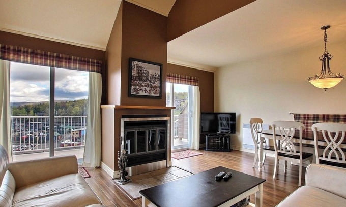 Bromont Apartment | Condo for rent in Bromont on the slopes!