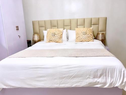 Puerto Princesa City Centre Apartment | Condo Home in Puerto Princesa near PPS Airport
