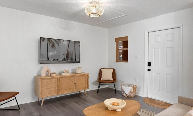 Cape Caneveral Beach Gardens Condo | Condo in Cape Canaveral, just one block from the beach!