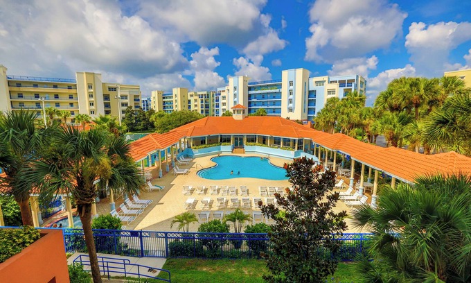 New Smyrna Beach Condo | π΄π Condo w/Short Walk to Private Beach Access ποΈ & Loaded w/Amenities ππΎπ