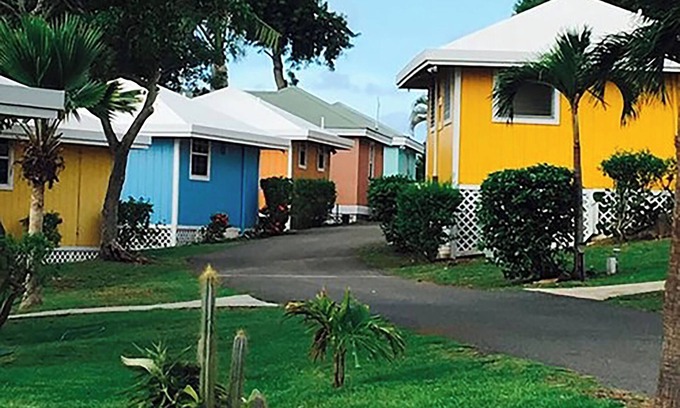 Estate Shoys House | Connecting Bungalows for 8