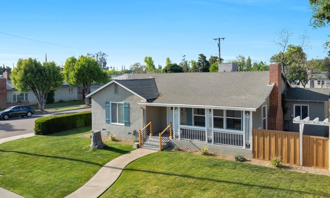 Fresno House | convenient Cozy house near tower district