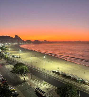Copacabana Apartment | Copacabana - Design Loft Near Copacabana Palace Hotel and Copacabana Beach - True Rio