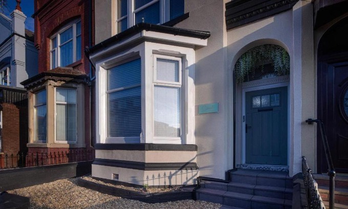 Blackpool Town Center Apartment | Coral Boutique Apartment 1