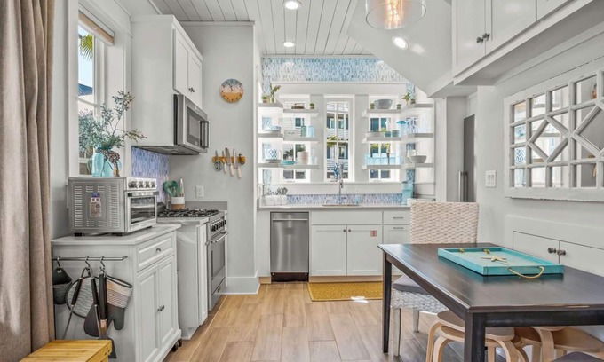 Cinnamon Shore Cottage | Coral Cottage 230 RO B1