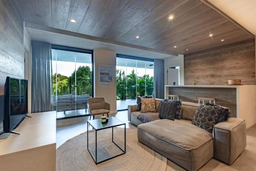 Hillhead Apartment | Coral Point Luxury Apartments