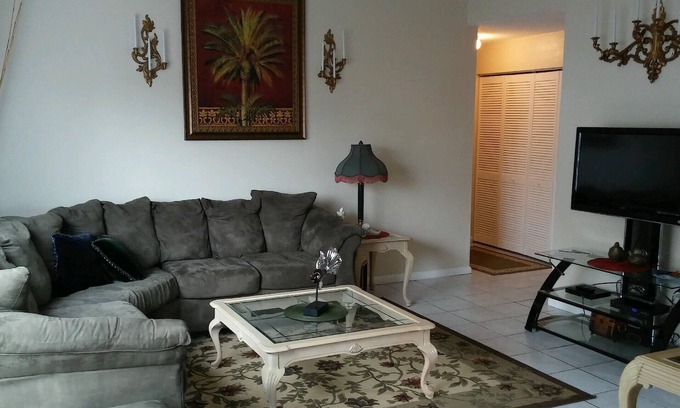 Palm Harbor House | Coral Reef - Duplex - Palm Coast