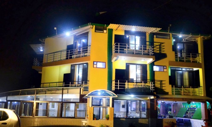 Lansdowne Hotel | Corbett Hill Resort By Royal Collection Hotels