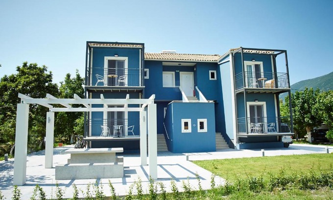 Vassiliki Apartment | Cosmos Apartments