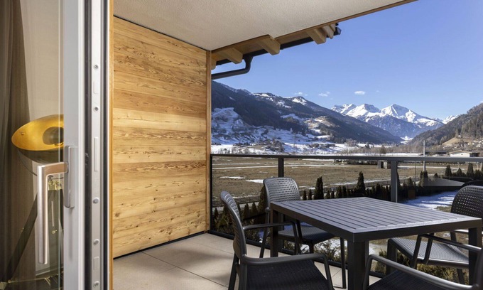Seblas Apartment | Cosy apartment for 4 guests with WIFI, TV and terrace