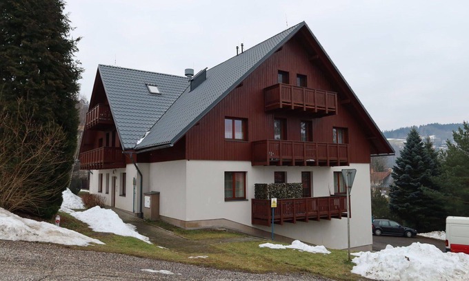 Rokytnice nad Jizerou Apartment | Cosy apartment for 4 people with WIFI, TV, balcony, pets allowed and panoramic view