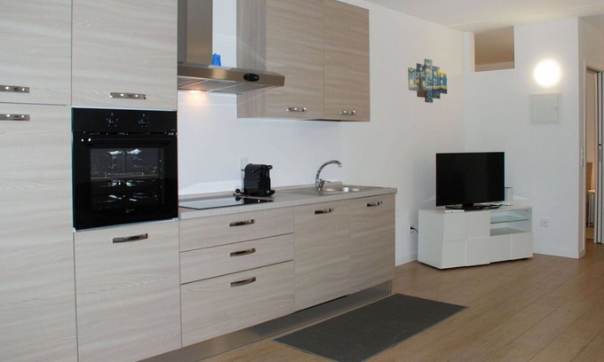 Bigogno Apartment | Cosy apartment for 4 guests with A/C, pool, WIFI, TV and panoramic view