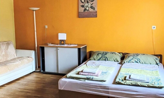 Raiding Apartment | Cosy apartment for 5 people with WIFI and pets allowed