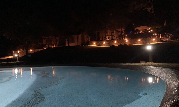 Castagneto Carducci Villa | Cosy apartment in villa for 5 guests with pool, A/C, WIFI, patio and pets allowed