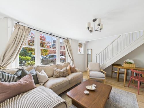 Chester House | Cosy Chester Cottage - Quaint Stay Sleeps 2-5
