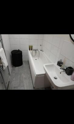 Bradford Apartment | Cosy Family Apartment