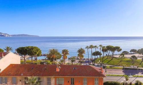 La Californie Apartment | Cote d’Azur Charm, Studio Apartment with panoramic seaview in Nice
