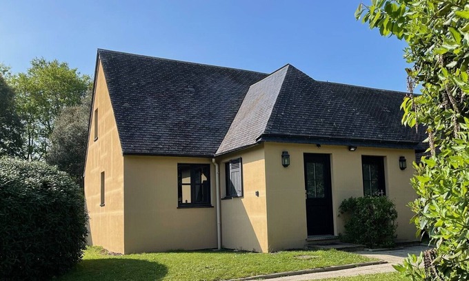 Ploermel Cottage | Cottage au Pied du lac au Duc, son Golf et sa Base Nautique