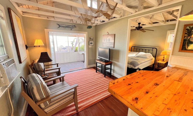 Bradenton Beach Cottage | Cottage B at Historic Waterfront Fish Camp. Private dock- 1 minute walk to beach
