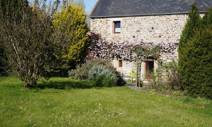 Plestin-les-Greves Cottage | Cottage near Locquirec, Morlaix, Lannion, Ploumanac'h, Perros-Guirrec