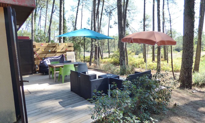 Leon Ski Chalet | COTTAGE VUE LAC - Nature Village, Swimming pools, Sports and 2 bikes, near Beach