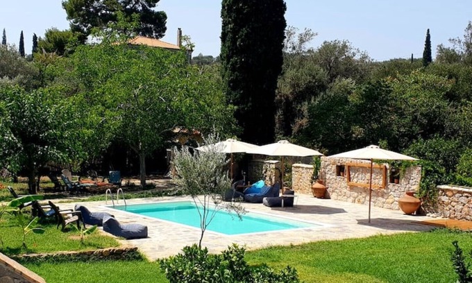 Troezen Cottage | Cottage with Private Pool
