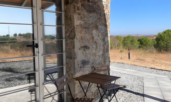 Alcoutim House | Country House 'Casa Da Moagem' with Mountain View, Wi-Fi and Air Conditioning