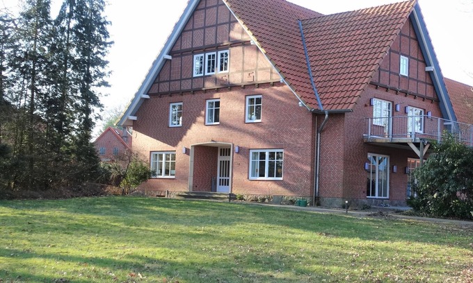 Soltau House | Country house Eichengarten spacious & elegant-6 bedrooms, 7 bathrooms, 12 pers.