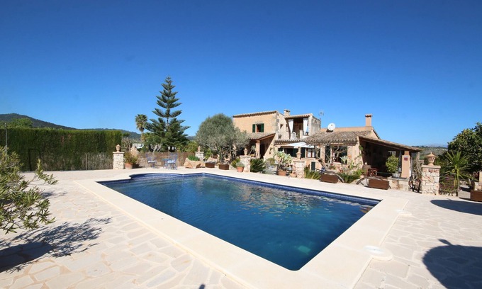 Porreres Villa | Country House 'Ses Terrasses' with Mountain View, Private Pool and Wi-Fi