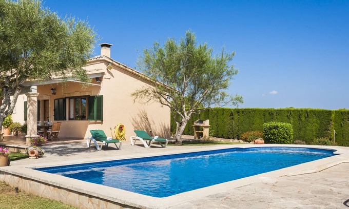 Santa Margalida Cottage | Country house with private pool and panoramic views and accessible