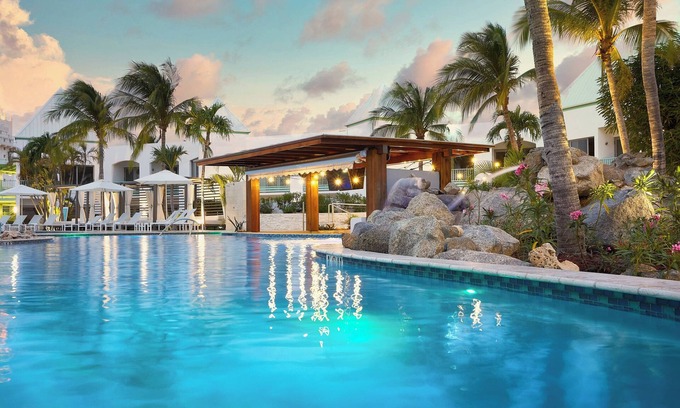 Palm Beach Hotel | Courtyard by Marriott Aruba Resort