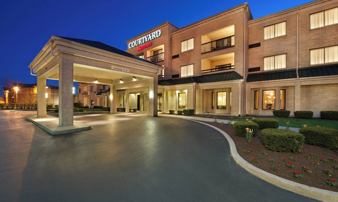 Mishawaka Hotel | Courtyard by Marriott Mishawaka-University Area