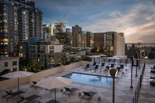 Little Italy Hotel | Courtyard by Marriott San Diego Downtown Little Italy
