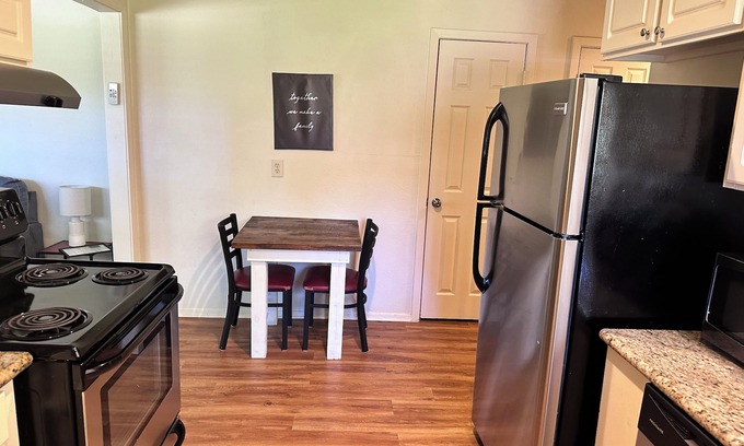 Fondren Condo | Cozy 1-bedroom condo in pleasant Jackson