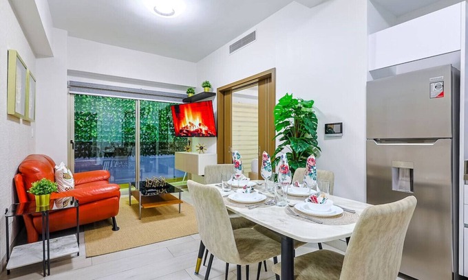 Sarasota Apartment | Cozy 2BR Apt, Rooftop Terrace, Pool